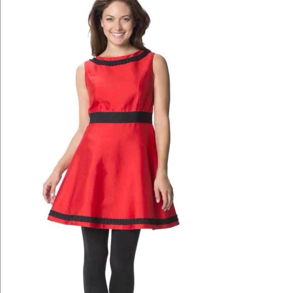 Red and black size 8. Sail to sable NWT
